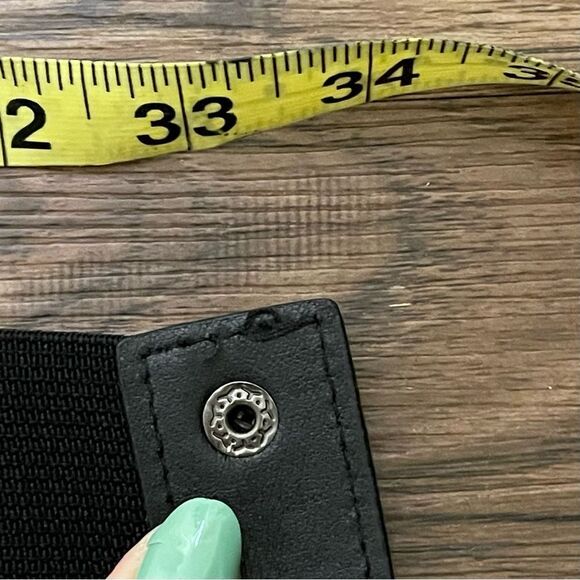 YIK Fung Stretchy Crystal Belt Black with silver Crystals - Picture 9 of 11